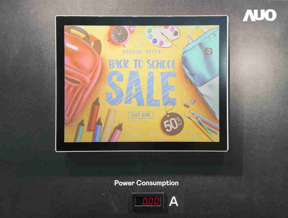 龙门国际展示胆固醇液晶超低耗能户外全彩显示器，，，ChLC（胆固醇液晶）以双稳态技术使静态显示零功耗，，具省电、、高彩度、、、环保的特性，，，还整合软硬件系统解决方案，，，可透过单一云端平台管理